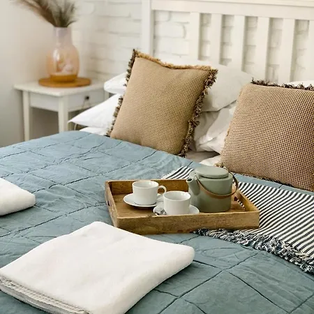 E 200m Do Plazy Apartment