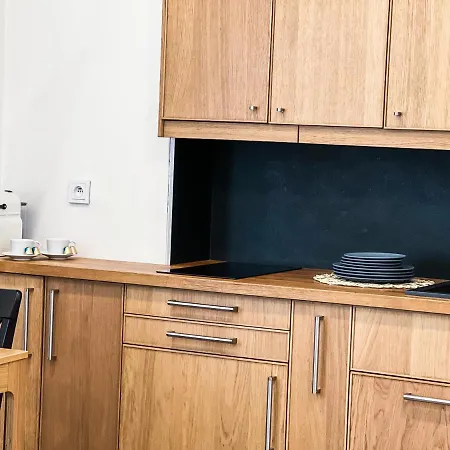 Apartment E 200m Do Plazy