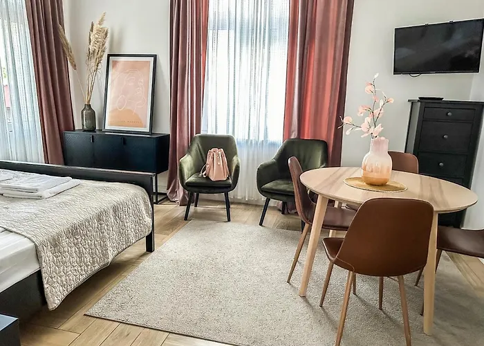 Apartman E 200m Do Plazy