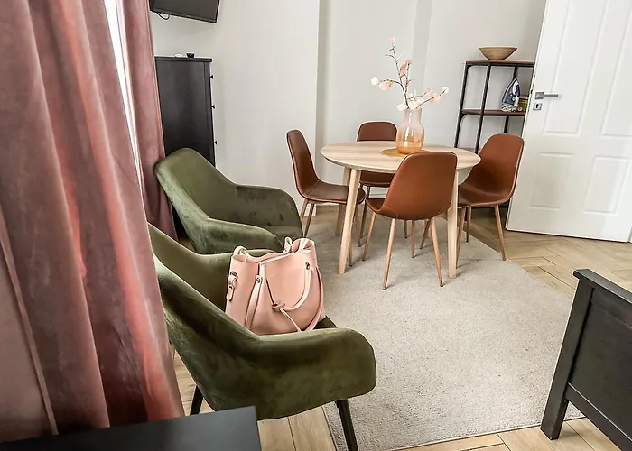 E 200m Do Plazy Apartman